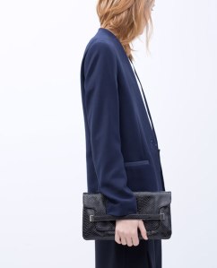 Zara Embossed clutch black 