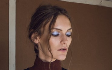 Blue eye-shadow and blk line 2